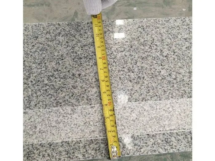 বিক্রির জন্য ক্রিস্টাল সাদা পাকা পাথর